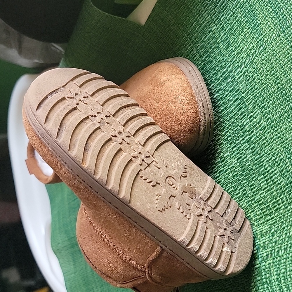 Jumping Beans Brown Kids Slippers - Picture 4 of 6